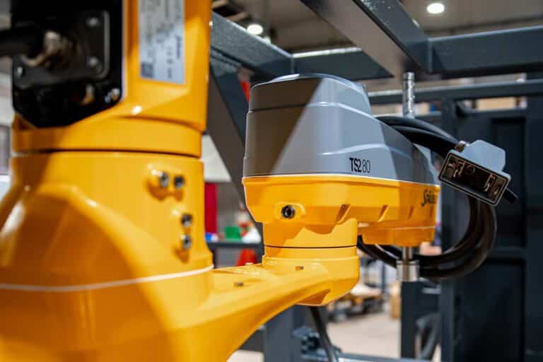 Scara robots